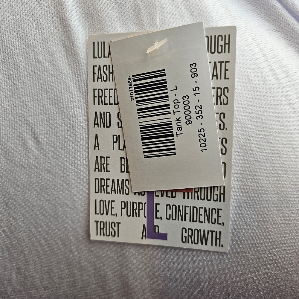 Bright White Classic LuLaRoe Tank Top - Picture 8 of 15